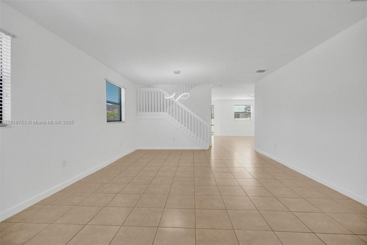 3504 W 94th St, Unit 3504, Hialeah, FL 33018 Photo