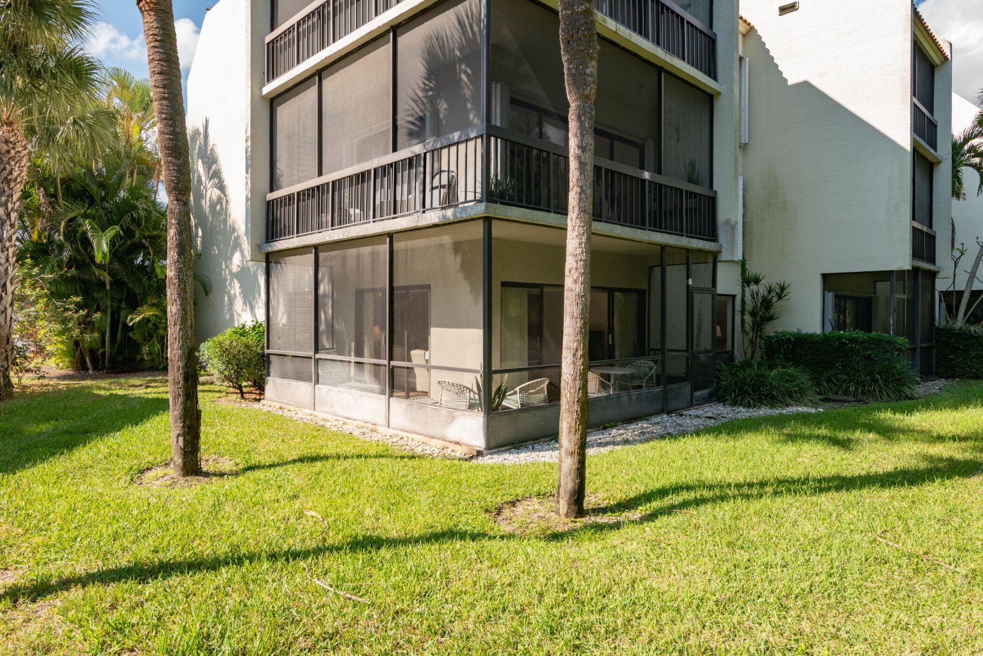 2550 Presidential Way, Unit 107, West Palm Beach, FL 33401 Photo