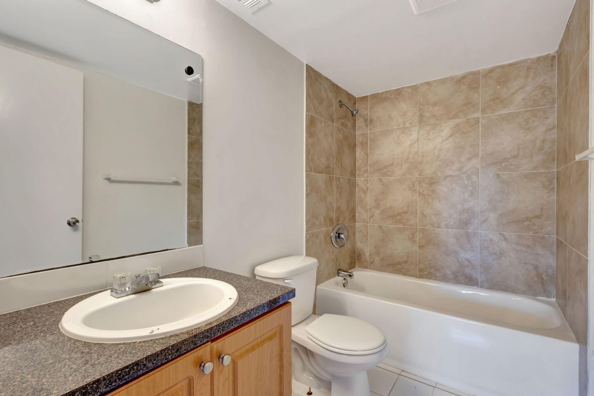 120 Sparrow Drive, Unit 213, Royal Palm Beach, FL 33411 Photo