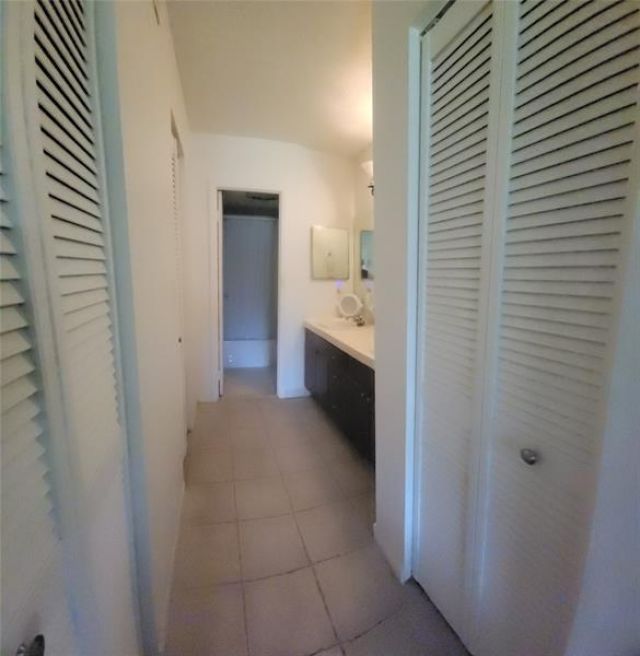 6260 S Falls Circle Drive, Unit 206, Lauderhill, FL 33319 Photo