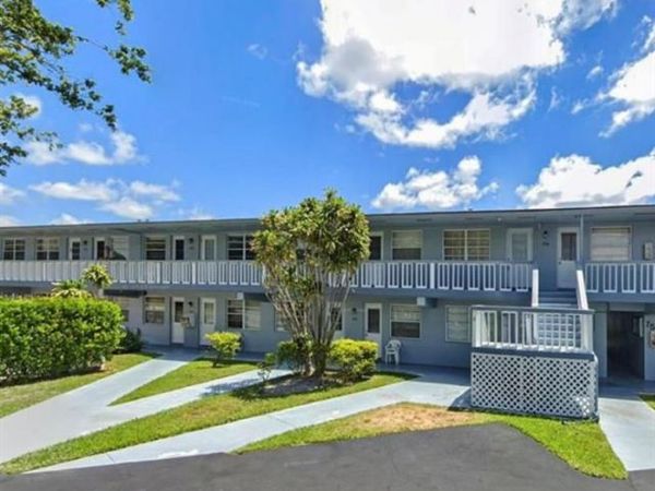 701 Pine Drive, Unit 107, Pompano Beach, FL 33060
