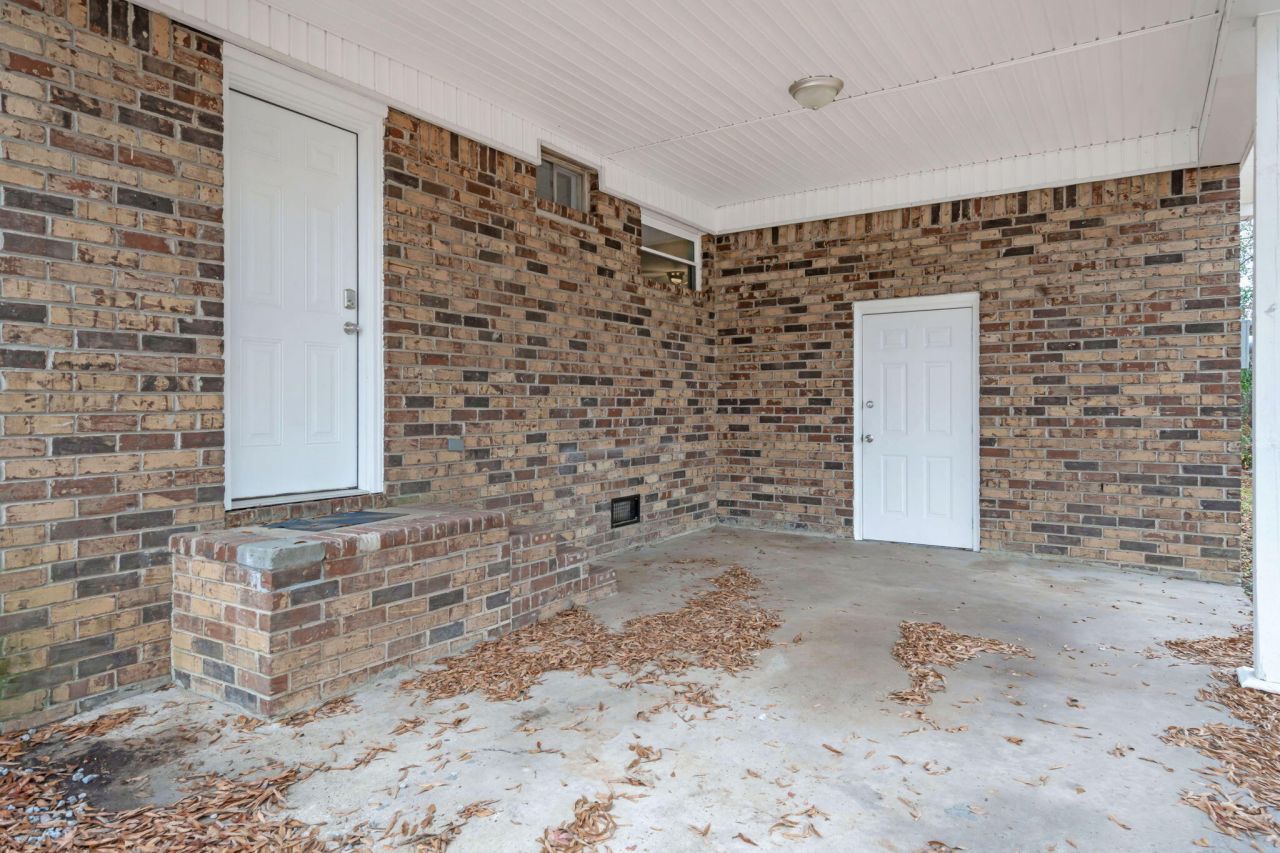 121 Franklin Street Photo 27