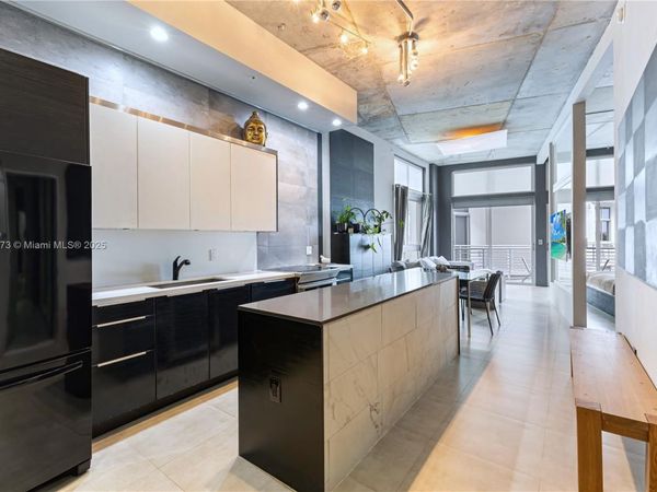 2001 Meridian Ave, Unit 515, Miami Beach, FL 33139