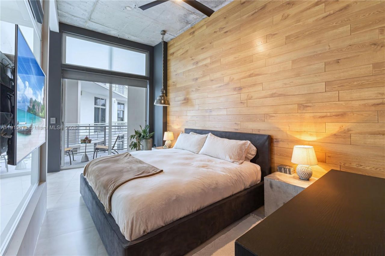 2001 Meridian Ave, Unit 515, Miami Beach, FL 33139 Photo