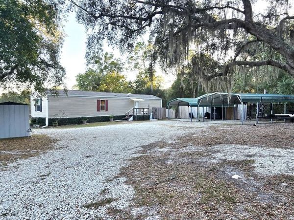 118 E HILLSIDE Drive, Hawthorne, FL 32640