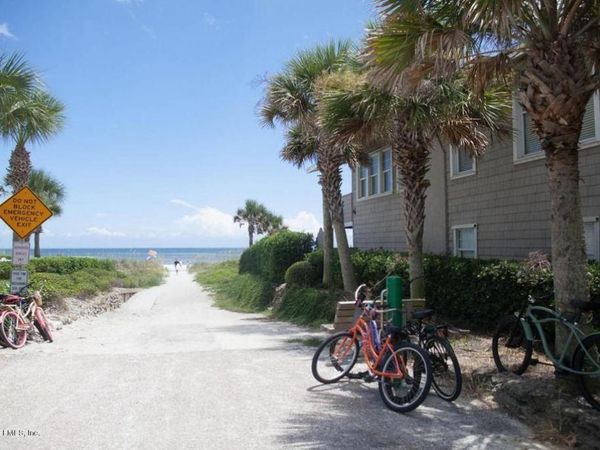 310 7TH Street, Atlantic Beach, FL 32233