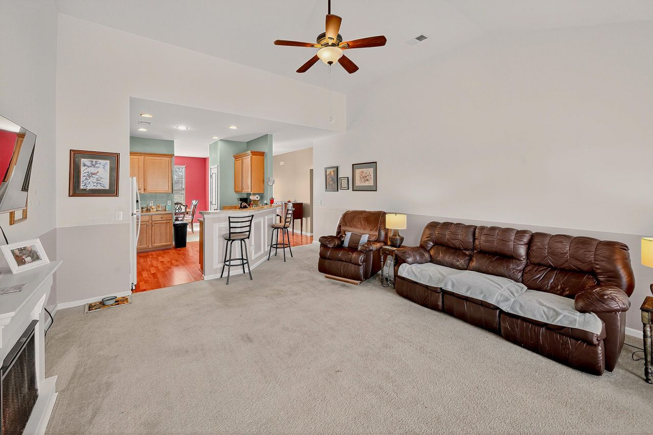 1020 Bridlewood Farms Parkway Photo 10