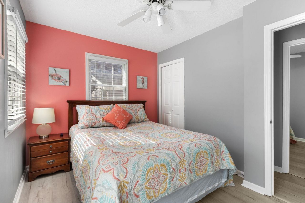 6001 - 1833 S Kings Hwy. Photo 22