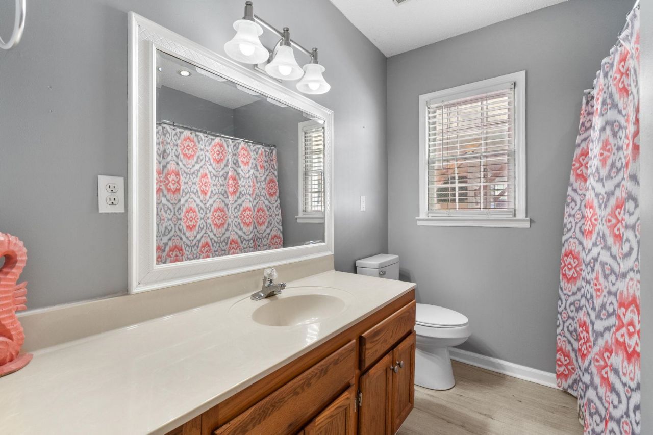 6001 - 1833 S Kings Hwy. Photo 29