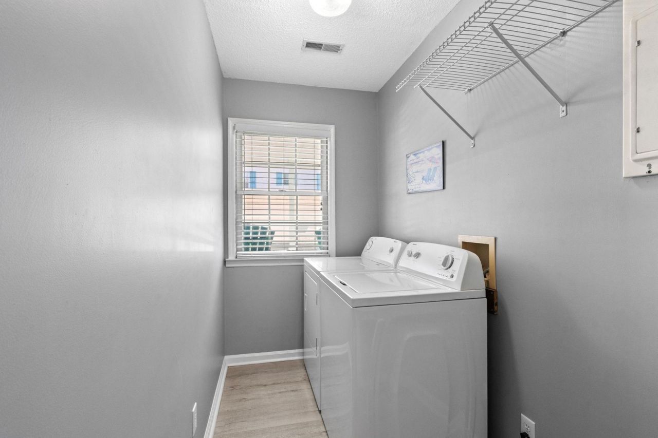 6001 - 1833 S Kings Hwy. Photo 31