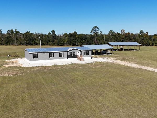 16728 NW John F Bailey Road, Blountstown, FL 32424