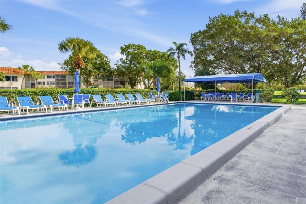 8941 S Hollybrook Blvd, Unit 103, Pembroke Pines, FL 33025 Photo