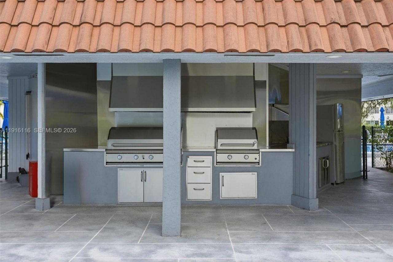 8941 S Hollybrook Blvd, Unit 103, Pembroke Pines, FL 33025 Photo