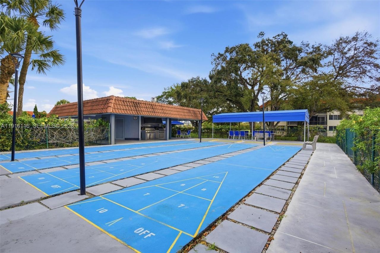 8941 S Hollybrook Blvd, Unit 103, Pembroke Pines, FL 33025 Photo