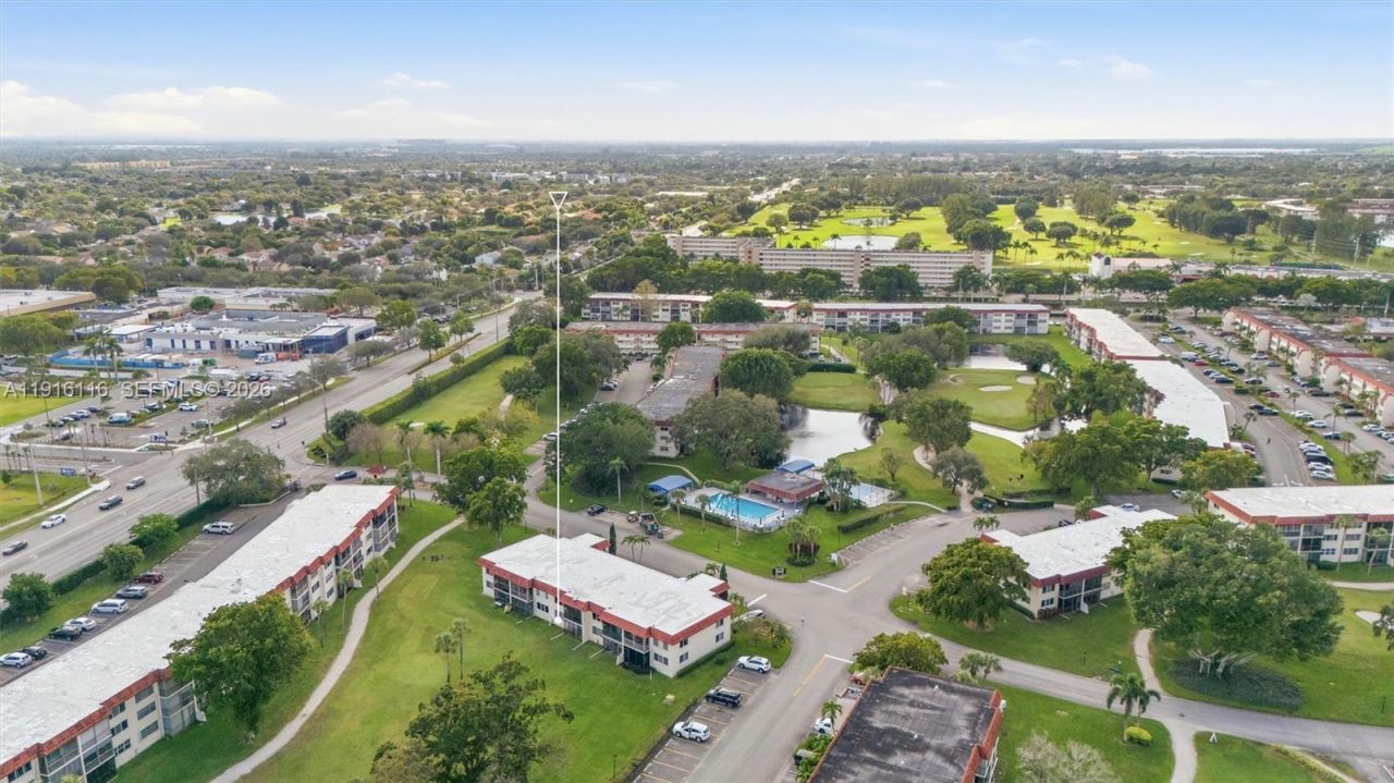 8941 S Hollybrook Blvd, Unit 103, Pembroke Pines, FL 33025 Photo