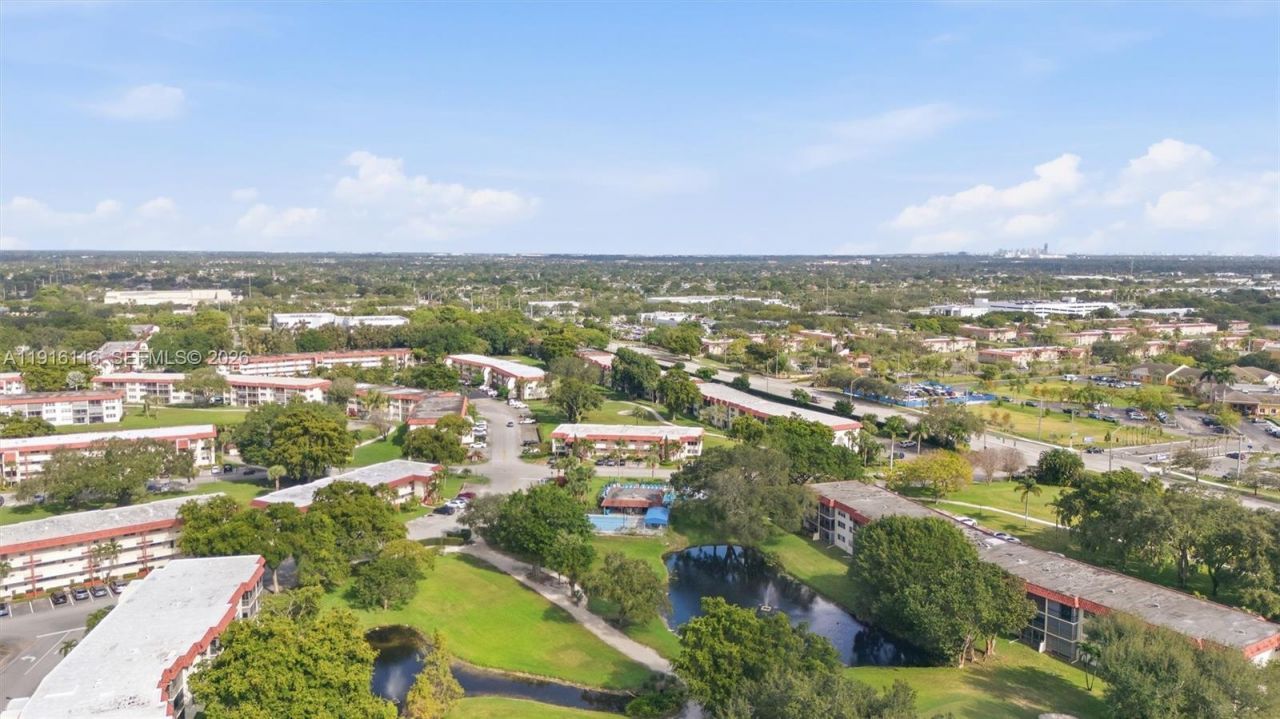 8941 S Hollybrook Blvd, Unit 103, Pembroke Pines, FL 33025 Photo
