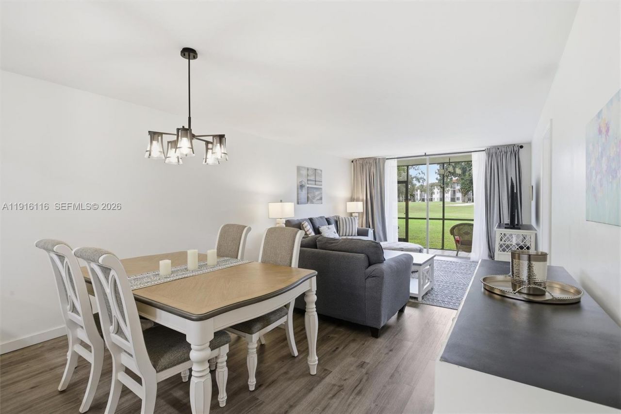 8941 S Hollybrook Blvd, Unit 103, Pembroke Pines, FL 33025 Photo