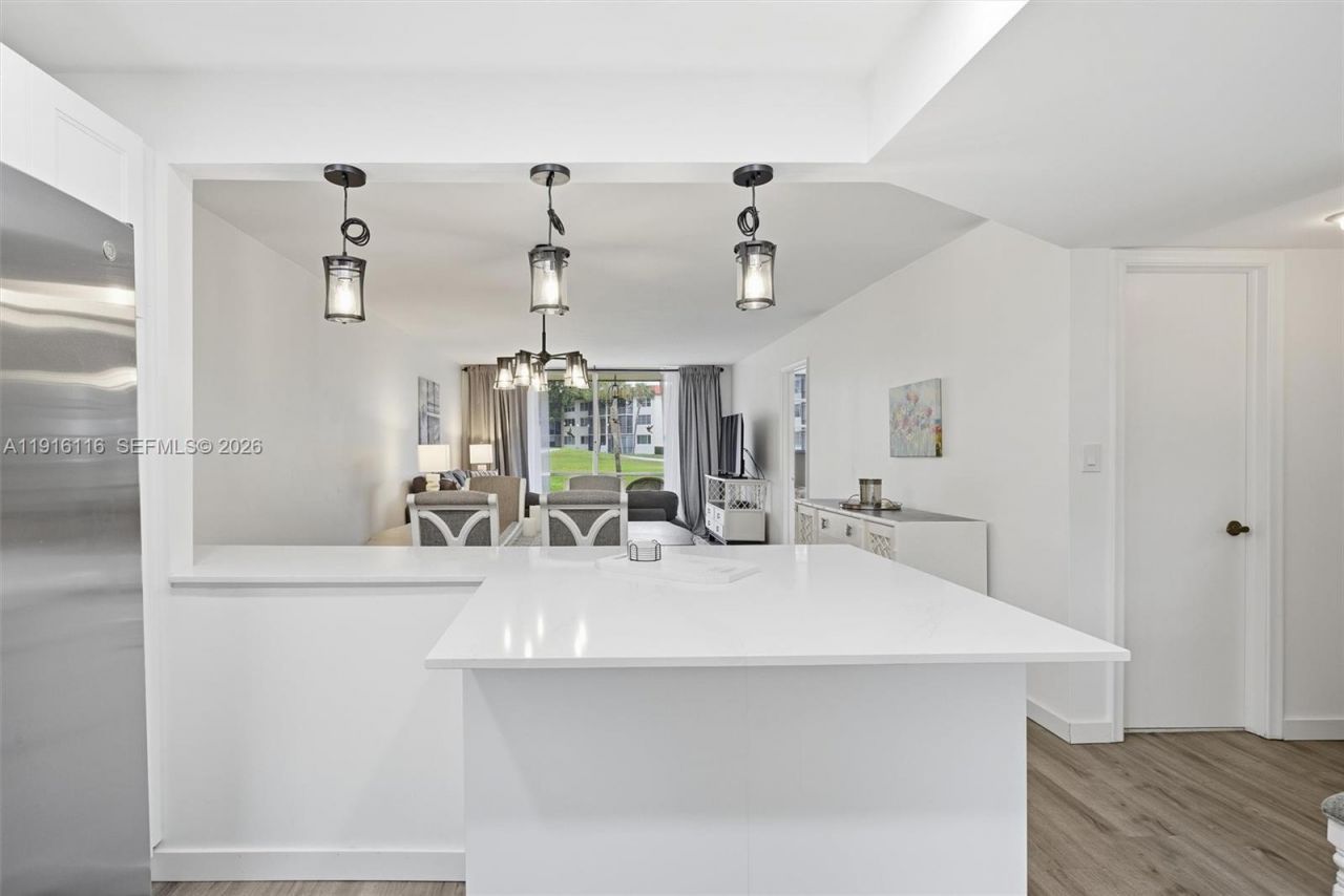 8941 S Hollybrook Blvd, Unit 103, Pembroke Pines, FL 33025 Photo