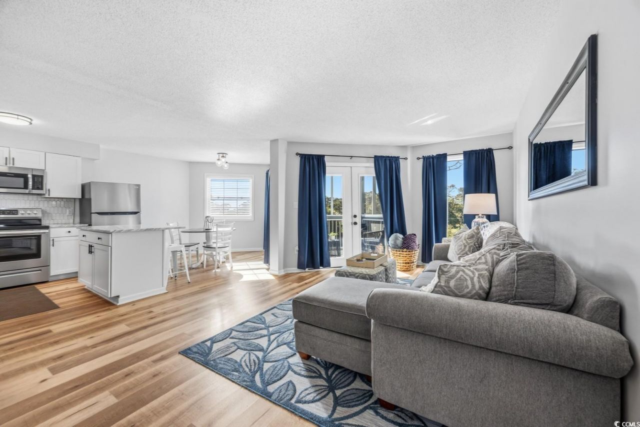 1500 Cenith Dr. Photo 10