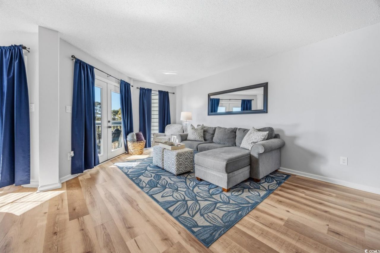 1500 Cenith Dr. Photo 11