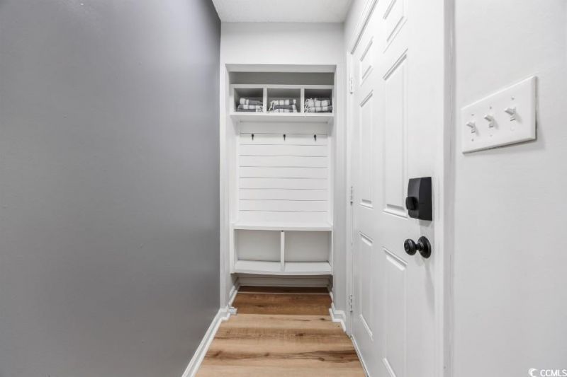 1500 Cenith Dr. Photo 19