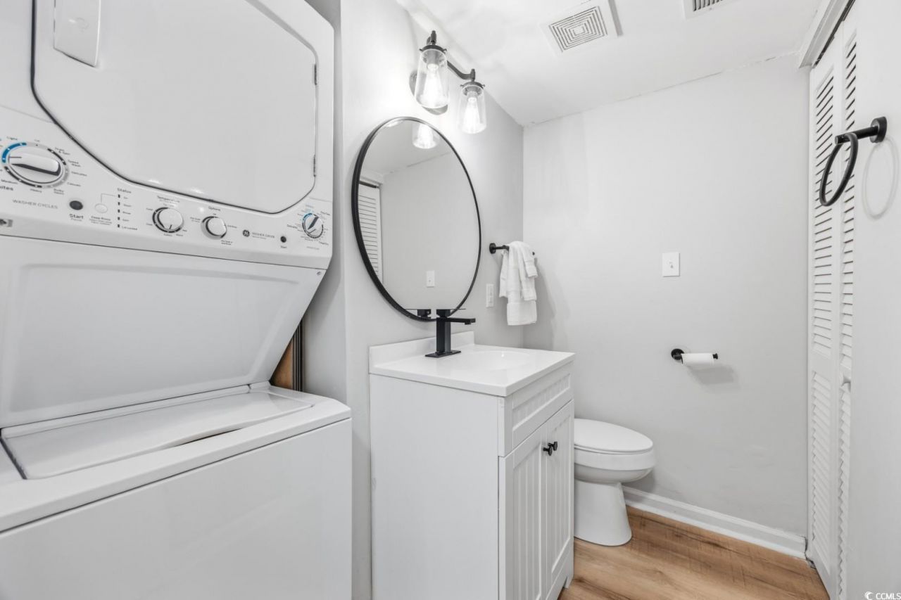 1500 Cenith Dr. Photo 20