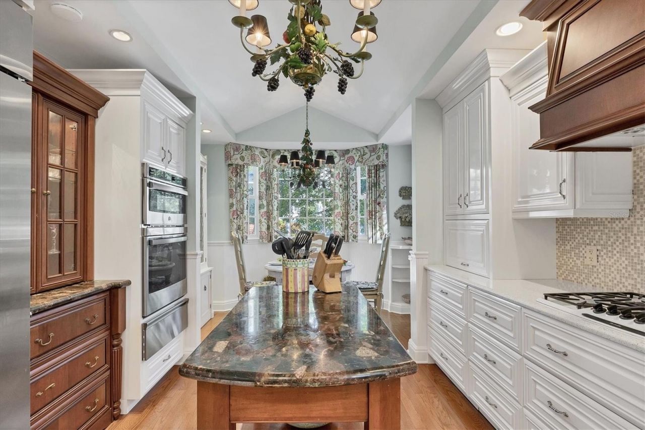 1798 Lincoln Park Circle, Sarasota, FL 34236 Photo