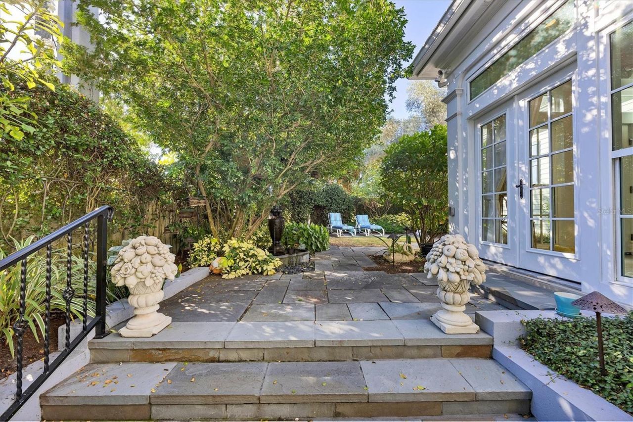 1798 Lincoln Park Circle, Sarasota, FL 34236 Photo