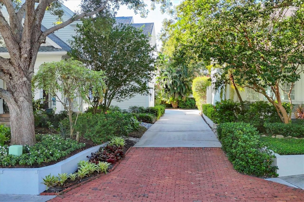 1798 Lincoln Park Circle, Sarasota, FL 34236 Photo