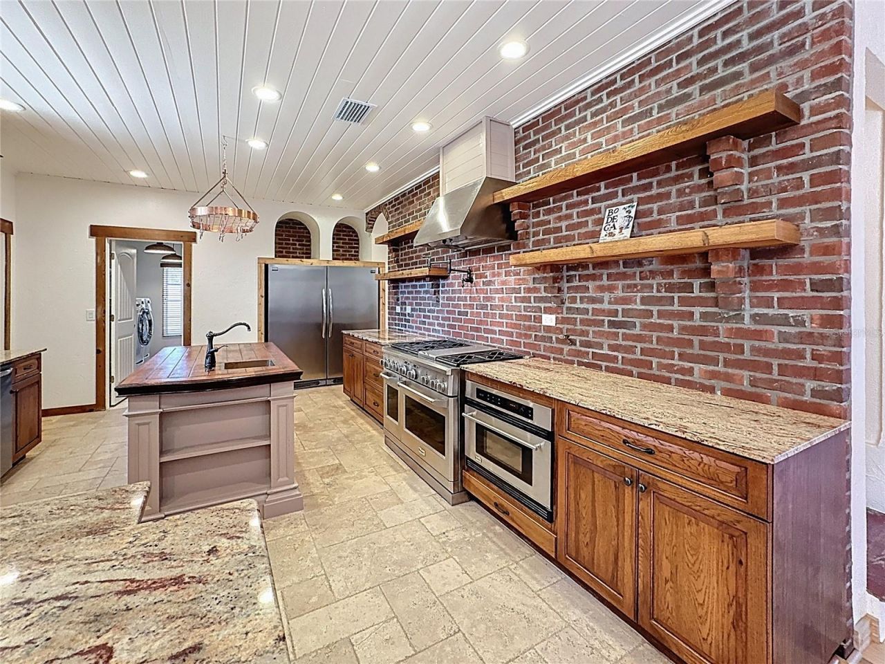 19600 E State Road 64, Bradenton, FL 34212 Photo