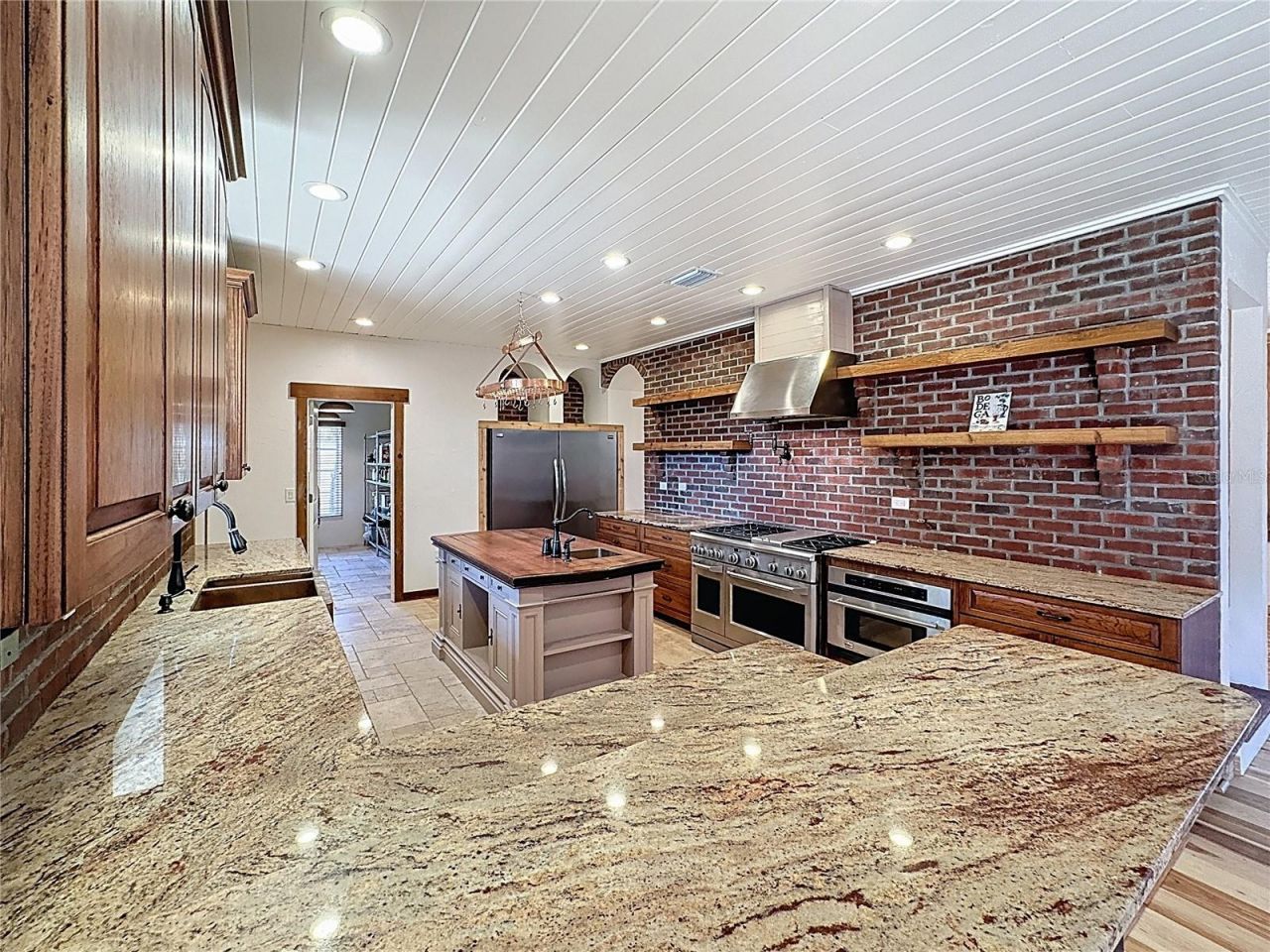 19600 E State Road 64, Bradenton, FL 34212 Photo