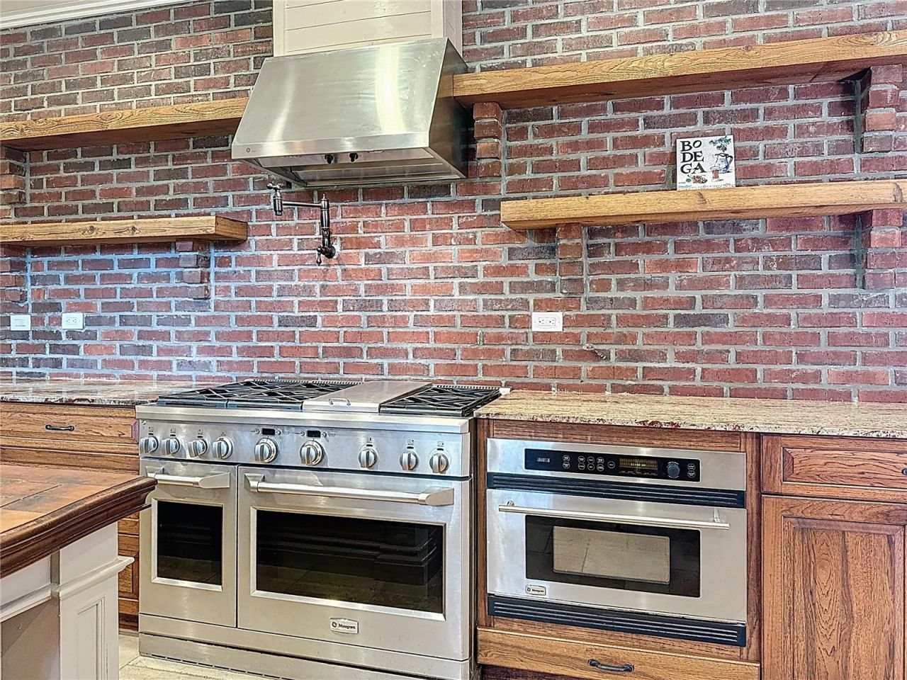 19600 E State Road 64, Bradenton, FL 34212 Photo