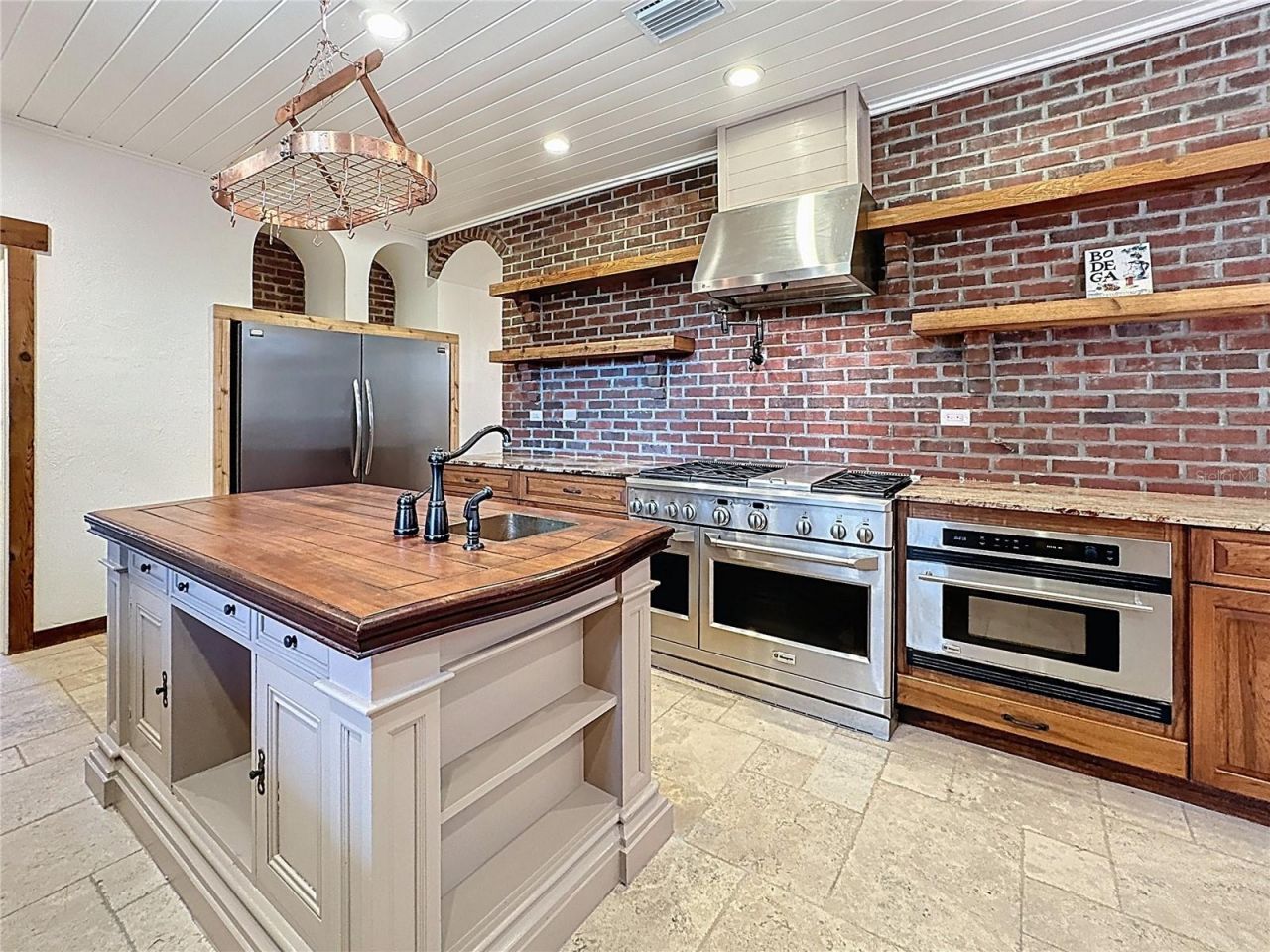 19600 E State Road 64, Bradenton, FL 34212 Photo