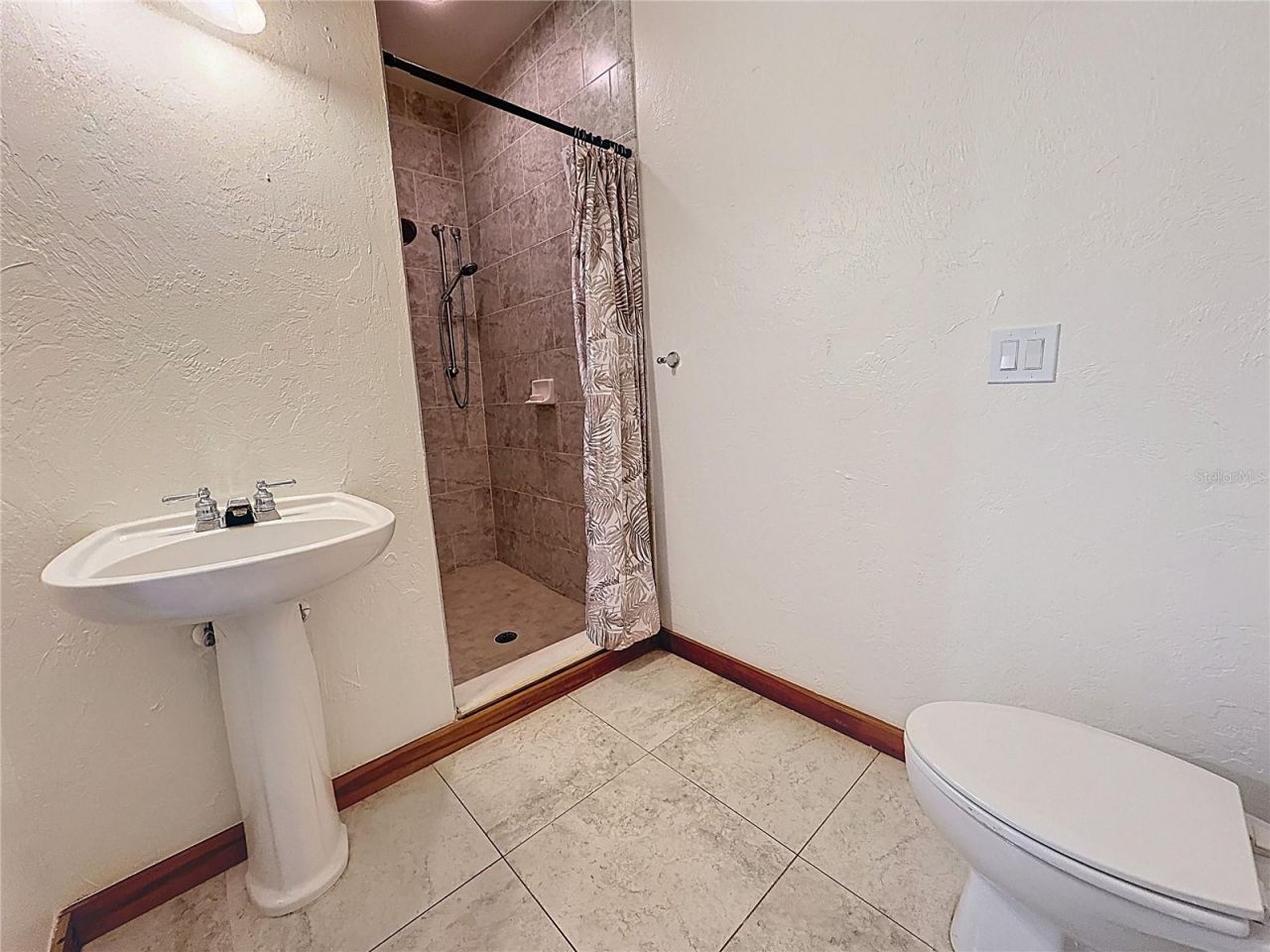 19600 E State Road 64, Bradenton, FL 34212 Photo