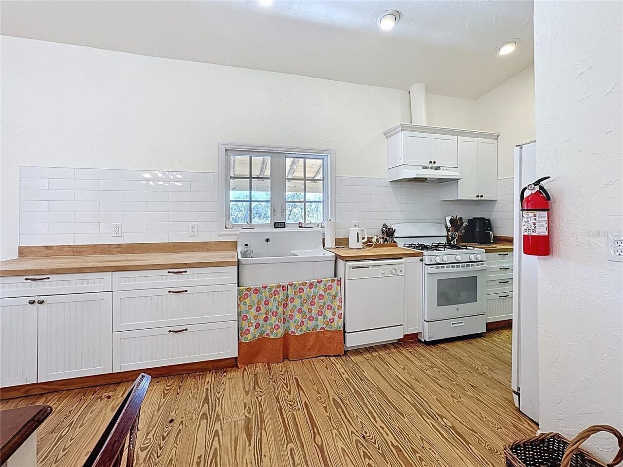 19600 E State Road 64, Bradenton, FL 34212 Photo