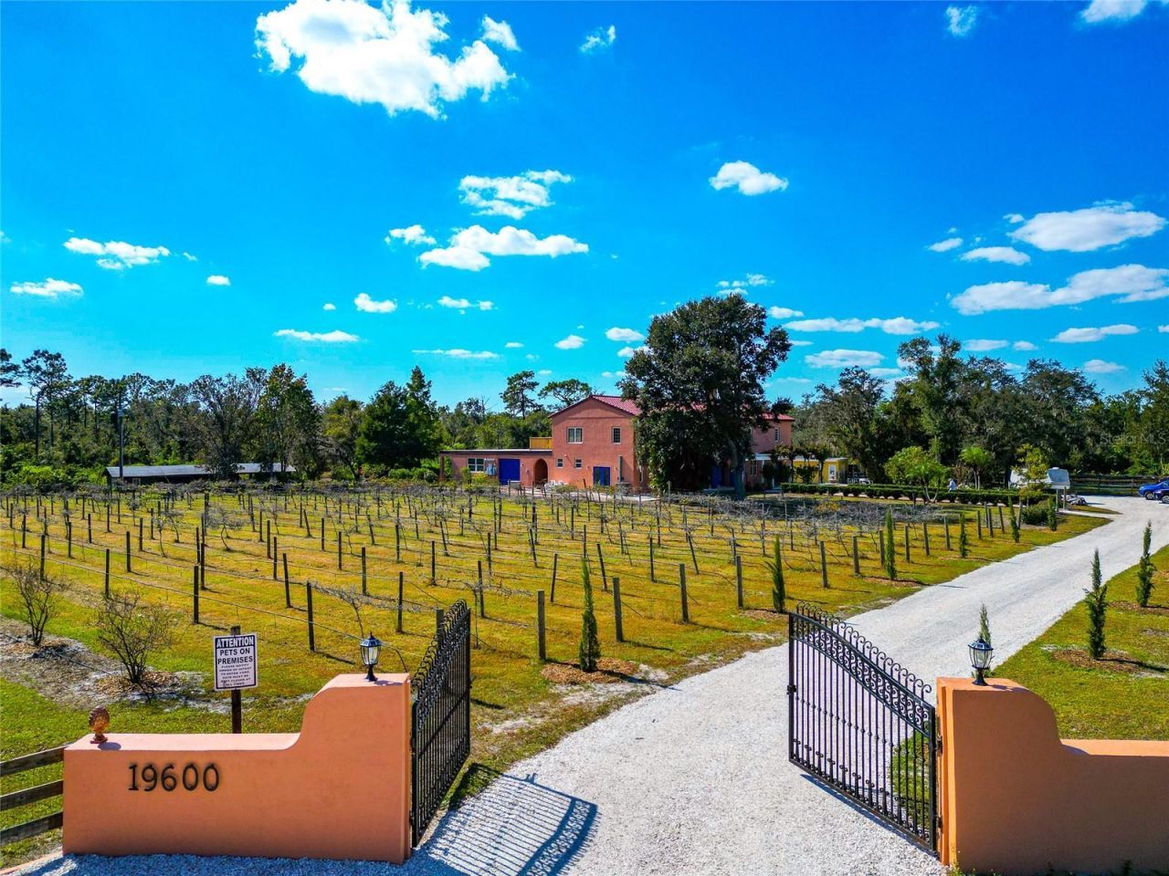 19600 E State Road 64, Bradenton, FL 34212 Photo