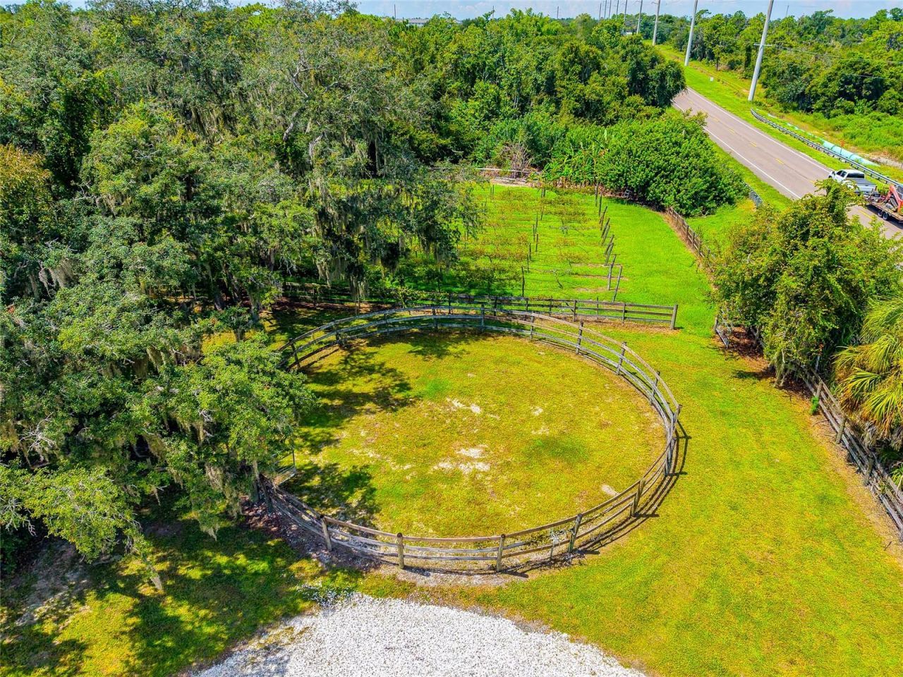 19600 E State Road 64, Bradenton, FL 34212 Photo