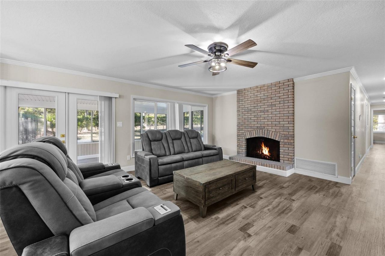 830 NW 60th Street, Gainesville, FL 32605 Photo