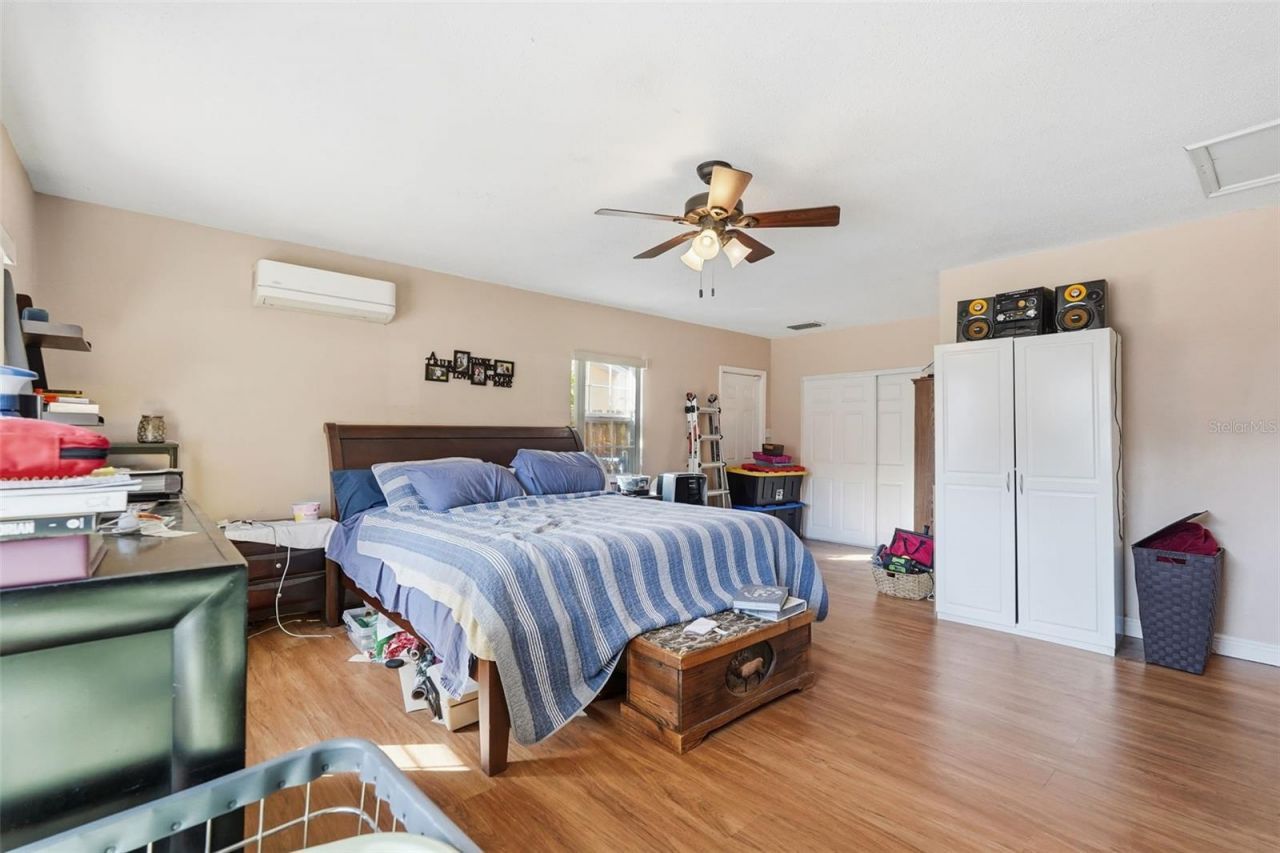 940 Orangeview Drive, Largo, FL 33778 Photo