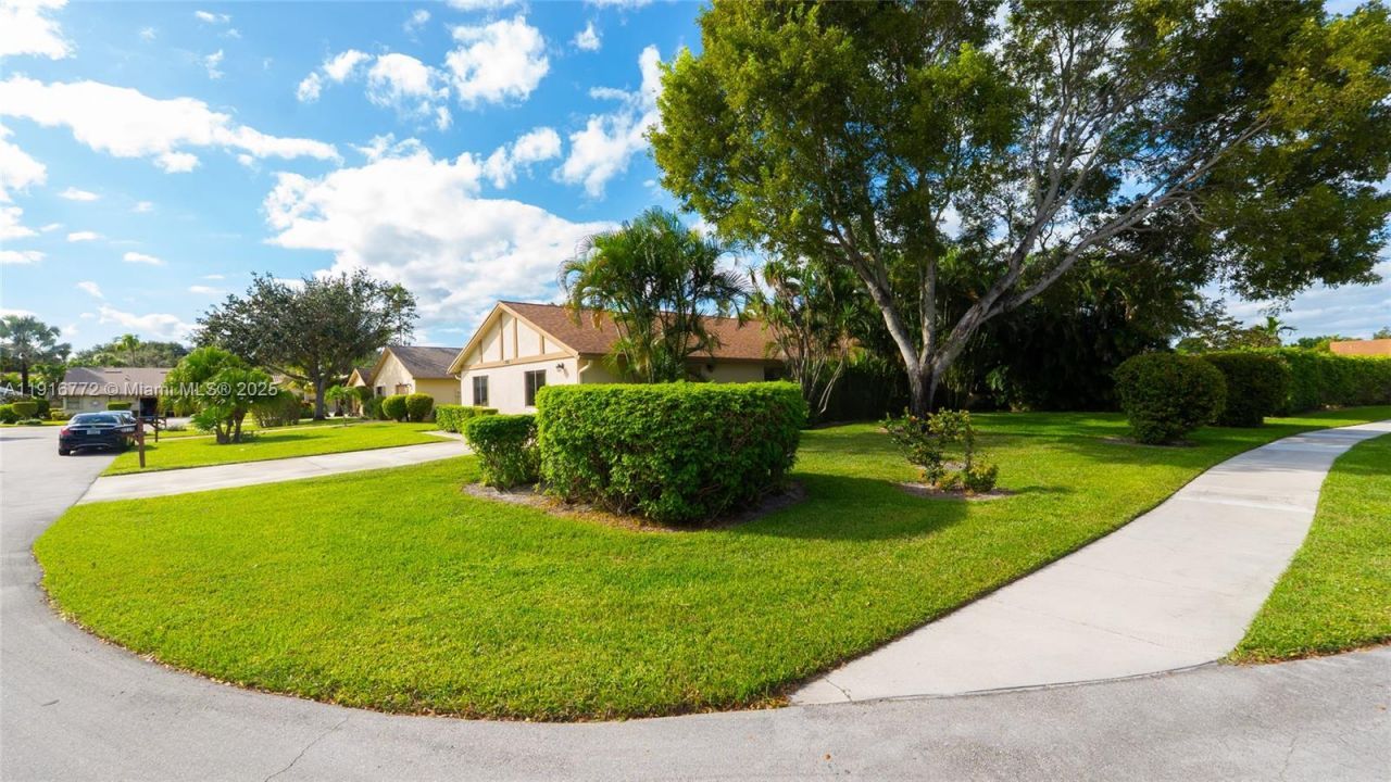 3115 NW 12th St, Delray Beach, FL 33445 Photo