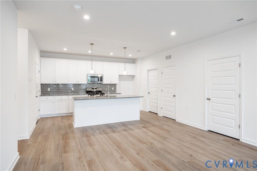 3731 Maze Runner Drive, Midlothian, VA 23112 Main Photo