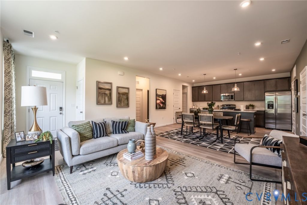 3727 Maze Runner Drive, Midlothian, VA 23112 Main Photo