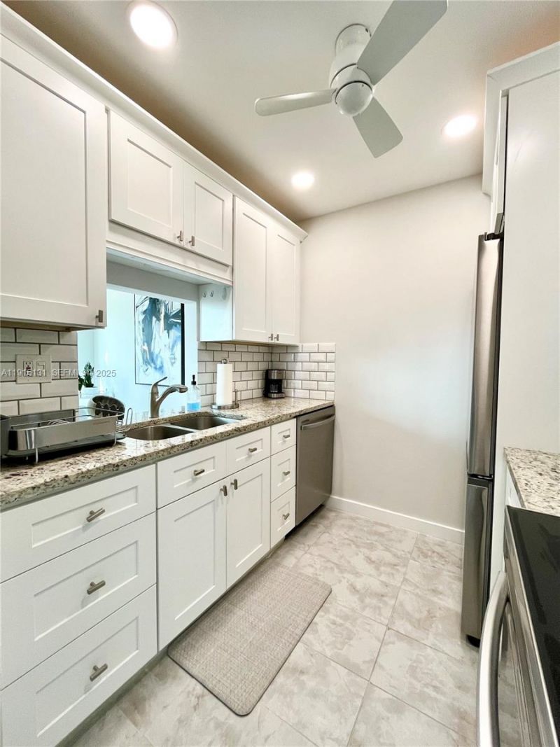 250 NE 20th St, Unit 5250, Boca Raton, FL 33431 Photo