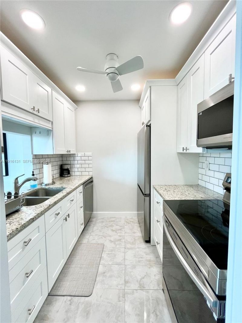 250 NE 20th St, Unit 5250, Boca Raton, FL 33431 Photo