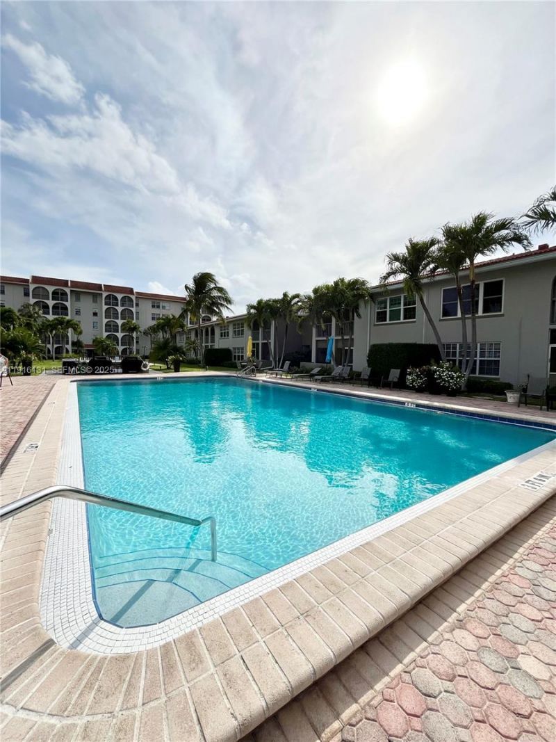 250 NE 20th St, Unit 5250, Boca Raton, FL 33431 Photo