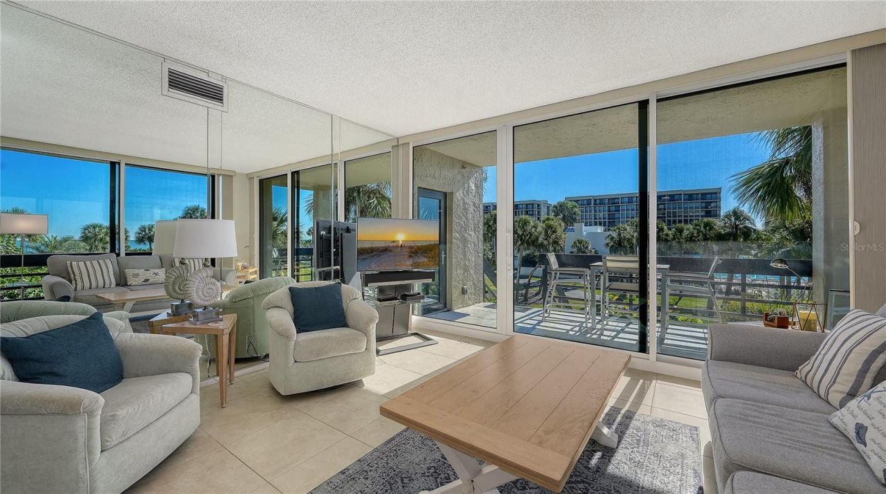 1125 Gulf Of Mexico Drive, Unit 101, Longboat Key, FL 34228 Photo