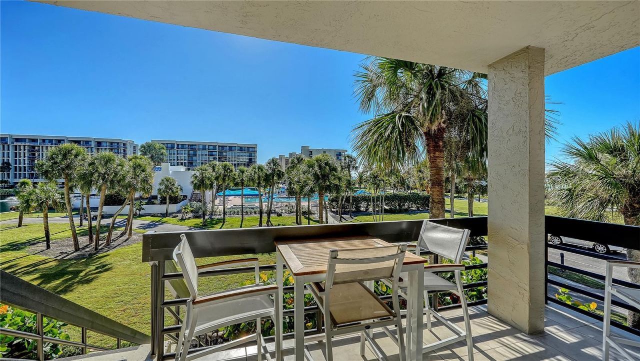 1125 Gulf Of Mexico Drive, Unit 101, Longboat Key, FL 34228 Photo