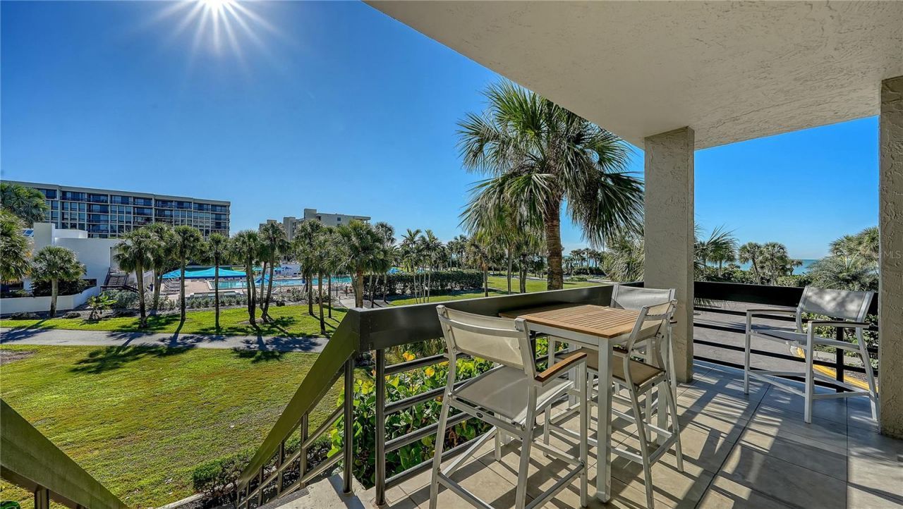 1125 Gulf Of Mexico Drive, Unit 101, Longboat Key, FL 34228 Photo