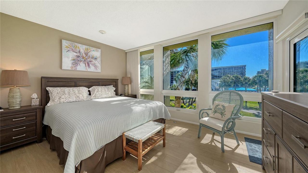 1125 Gulf Of Mexico Drive, Unit 101, Longboat Key, FL 34228 Photo