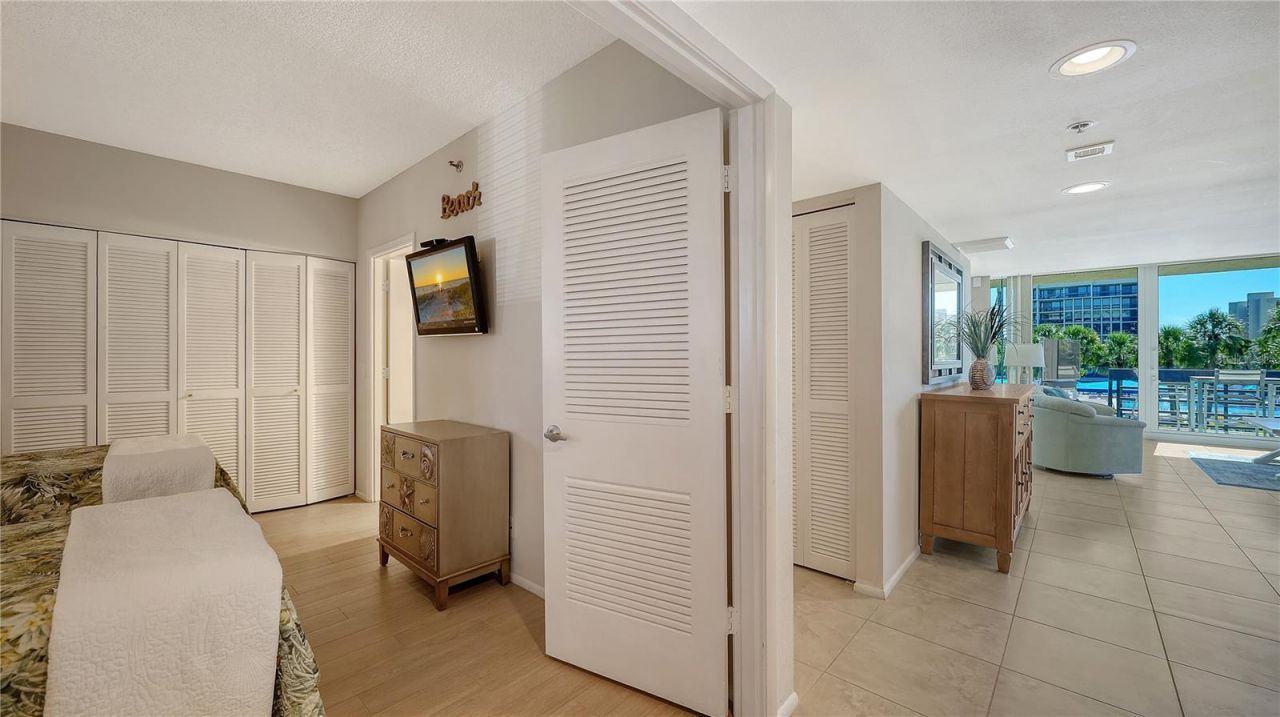 1125 Gulf Of Mexico Drive, Unit 101, Longboat Key, FL 34228 Photo